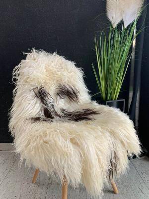 Skóry owcze - Islandzkie  - white-mokka-island-sheepskin-adam-leather