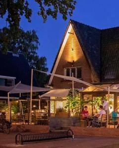 Skóry owcze - Bio - skóry owcze zdobią tarasy belgijskich restauracji!