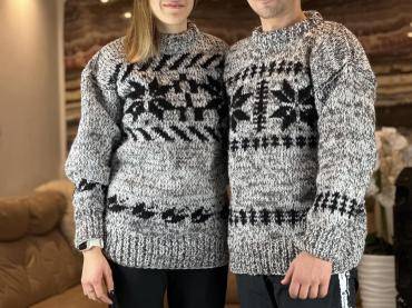 Skóry owcze - Walentynki 2024 swetry wełniane dla par od Adam-Leather